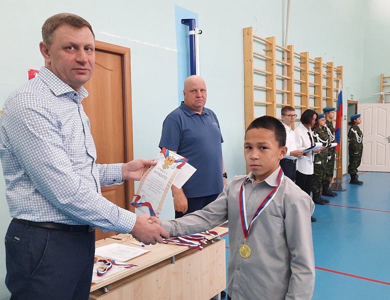 ЗАСЛУЖЕННАЯ НАГРАДА