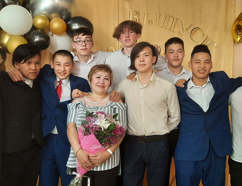 ВЫПУСКНОЙ В 9 КЛАССЕ