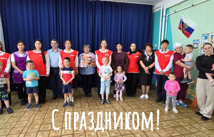 ВОСПИТАТЕЛЬ - ЗВУЧИТ ГОРДО