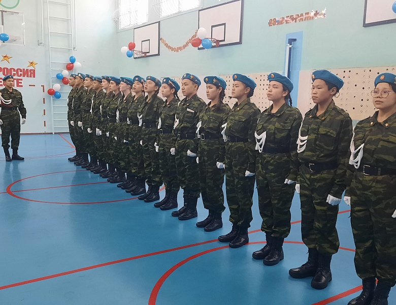 ПОСВЯЩЕНИЕ В ЮНАРМЕЙЦЫ
