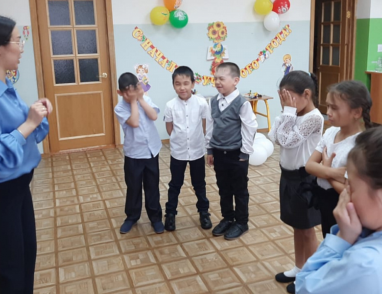 ДАВАЙТЕ ПОЗНАКОМИМСЯ!