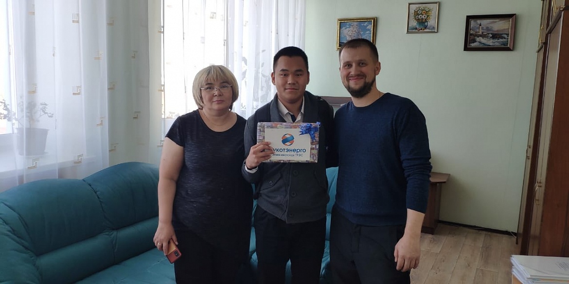 ДОБРО НЕ УХОДИТ НА КАНИКУЛЫ