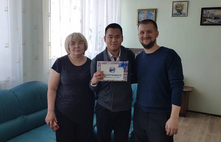 ДОБРО НЕ УХОДИТ НА КАНИКУЛЫ