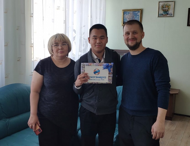 ДОБРО НЕ УХОДИТ НА КАНИКУЛЫ
