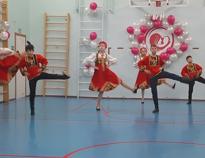 "НАШИ МАМЫ ЛУЧШИЕ"