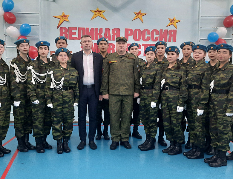 ПОСВЯЩЕНИЕ В ЮНАРМЕЙЦЫ