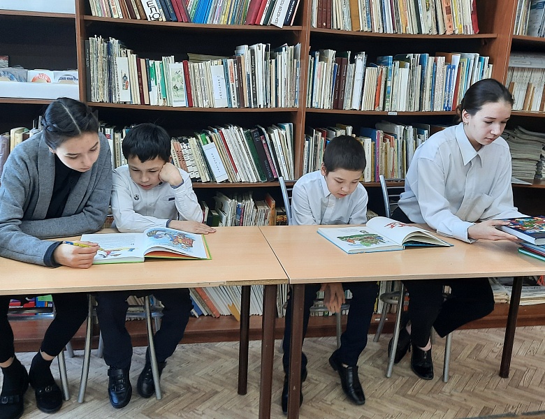 НАСТАВНИЧЕСТВО ПРОДОЛЖАЕТСЯ