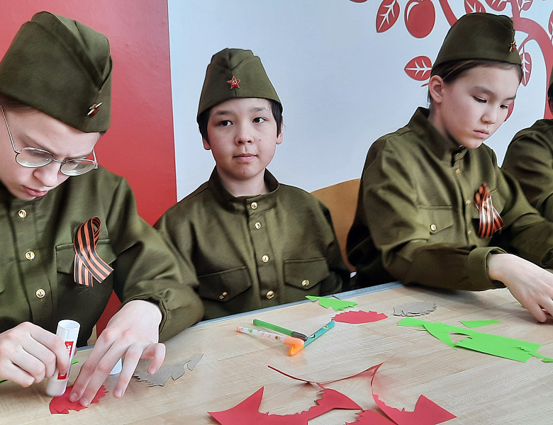КРАСНАЯ ГВОЗДИКА
