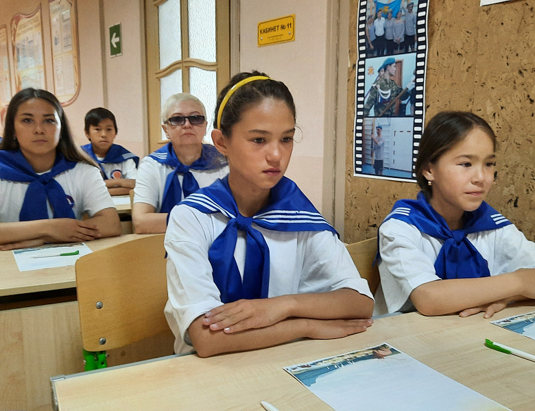 СОЛДАТСКИЙ ТРЕУГОЛЬНИК